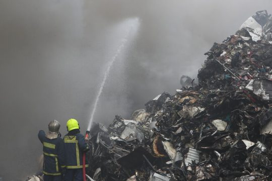 Ανακύκλωση στις φλόγες